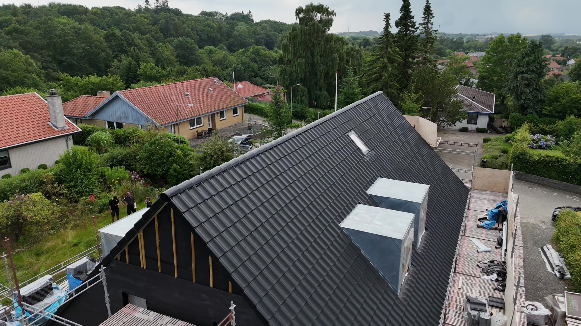 Tømrer- og tagarbejde — Kronbyg Entreprise